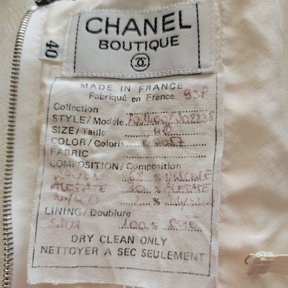 🔥SOLD🔥CHANEL | White Iconic Vntg Runway Spring 1993 White/ Black Corset Cami T - Picture 14 of 16